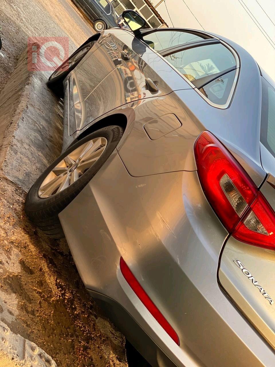 هيونداي سوناتا